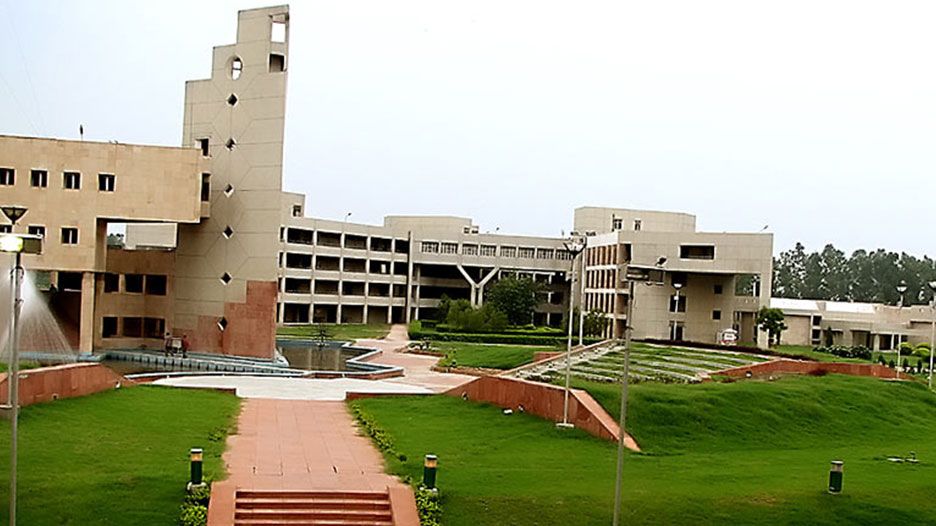 Delhi Technological University cover image